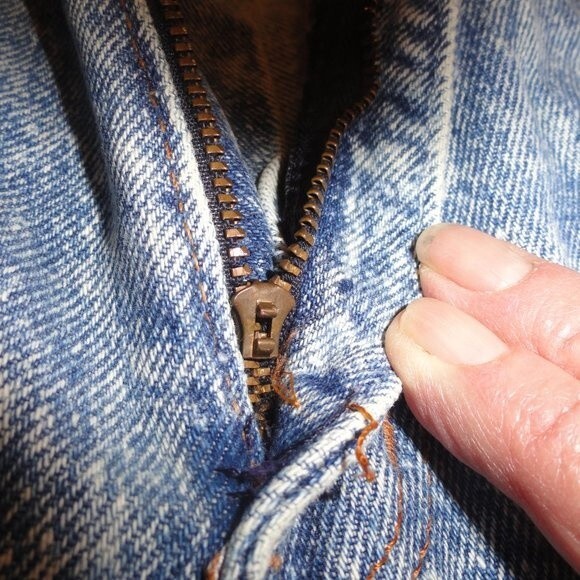 Chic Acid Wash High Waist Mom Jeans Sz 38" Waist x 29" Long - Picture 11 of 11